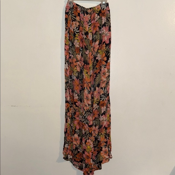 🌹NWOT:BILLABONG FLIAT ON BY FLORAL WIDE LEG PANTS - Picture 2 of 8